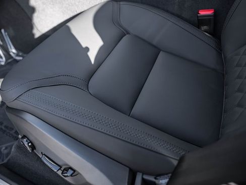 New 2026 Volvo XC90 B6 Plus w/ Protection Package image 33