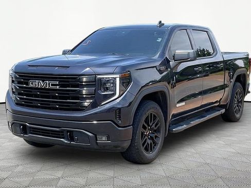 Used 2024 GMC Sierra 1500 Elevation w/ X31 Off-Road Package AWD/4WD image 3