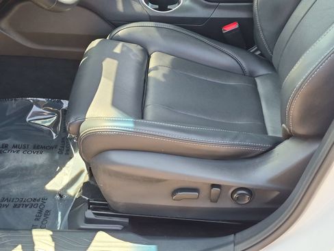 Used 2022 Subaru Outback Limited AWD/4WD image 14