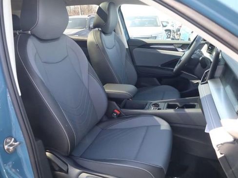 New 2026 Volkswagen Tiguan SE AWD/4WD image 20