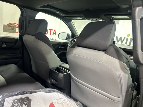 New 2025 Toyota Tacoma TRD Off-Road AWD/4WD image 16