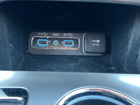 Used 2021 Jeep Grand Cherokee Laredo X AWD/4WD image 36
