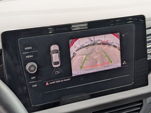 Used 2025 Volkswagen Jetta S image 21