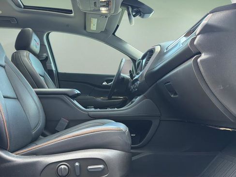 Used 2023 GMC Acadia AT4 w/ Technology Package image 11