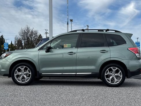 Used 2018 Subaru Forester 2.5i Touring w/ Popular Package #2 image 2