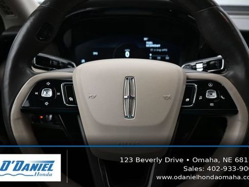 Used 2022 Lincoln Corsair Reserve w/ Equipment Group 201A AWD/4WD image 29