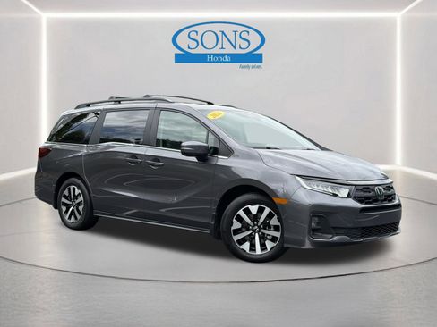 Used 2026 Honda Odyssey EX-L image 1