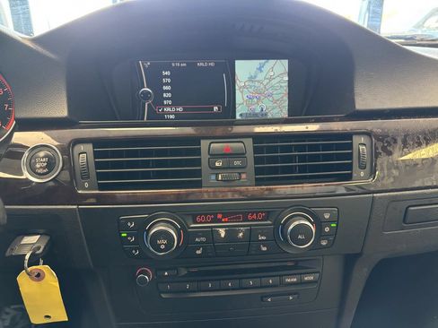Used 2011 BMW 328i Convertible RWD image 26