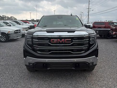 Used 2024 GMC Sierra 1500 SLT w/ SLT Premium Plus Package image 7