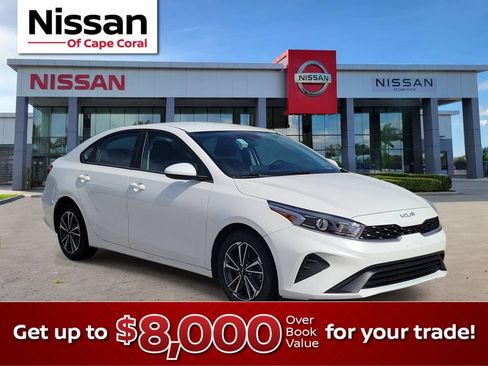 Used 2023 Kia Forte LXS FWD image 1