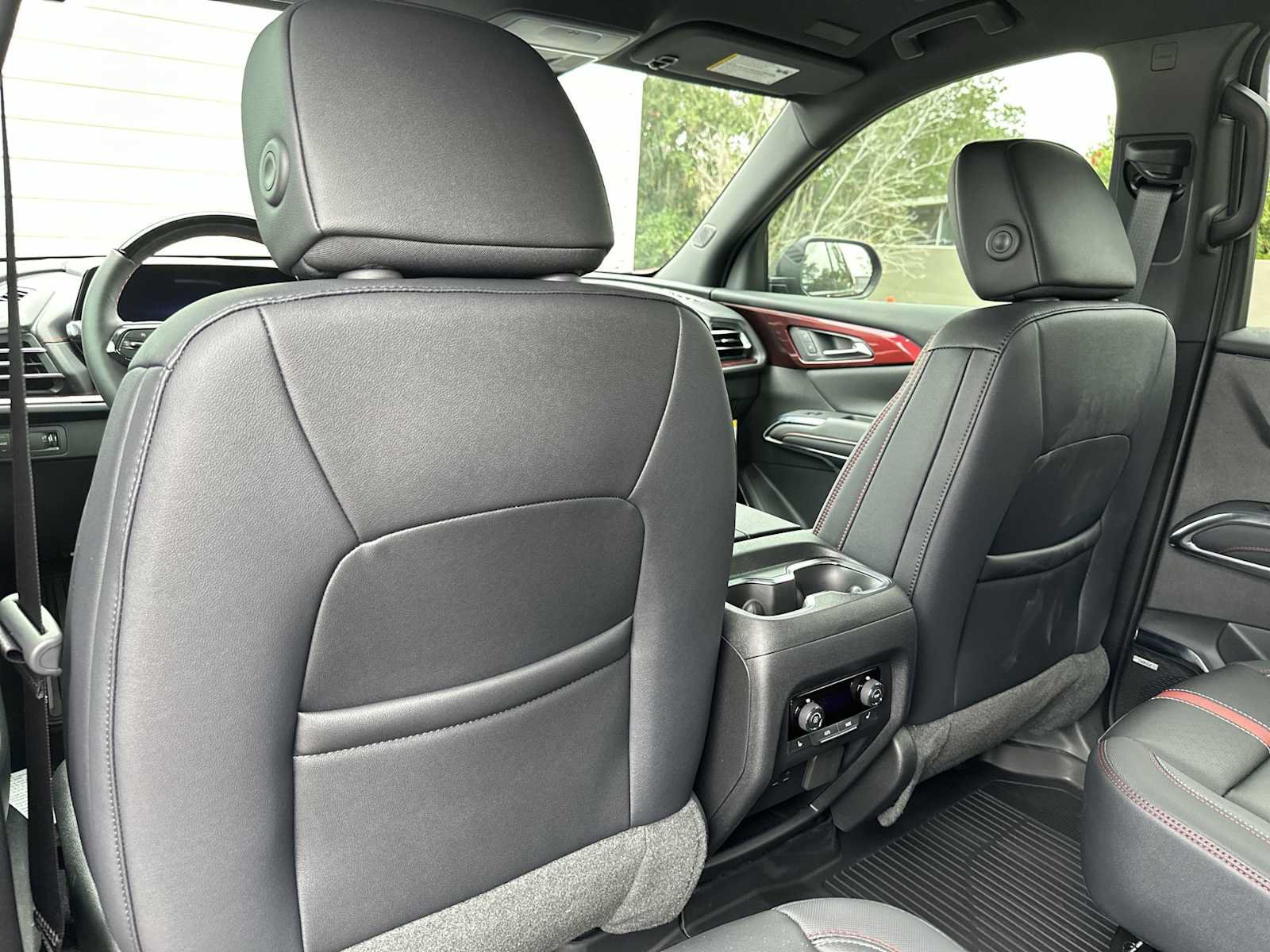 New 2026 Chevrolet Traverse RS FWD image 16
