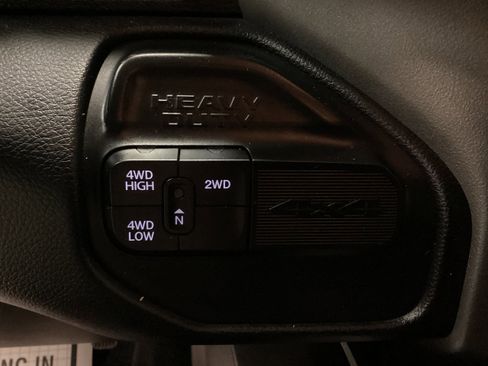 Used 2020 RAM 2500 Big Horn w/ Level 2 Equipment Group AWD/4WD image 26