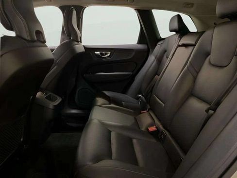 Used 2025 Volvo XC60 B5 Core AWD/4WD image 66