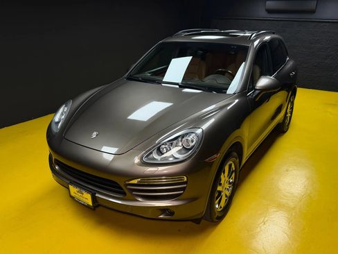 Used 2014 Porsche Cayenne AWD/4WD image 55