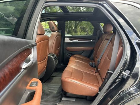 Used 2024 Cadillac XT5 Premium Luxury w/ Technology Package FWD image 25