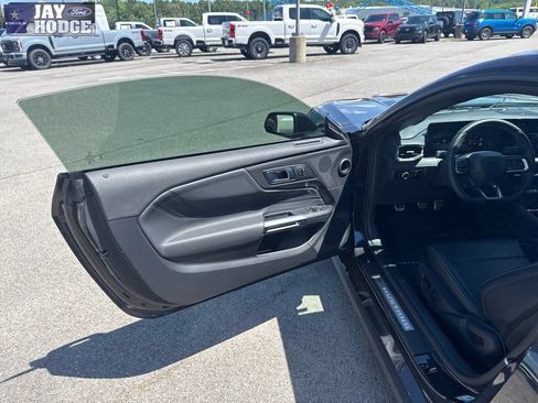 Used 2024 Ford Mustang GT Premium RWD image 14