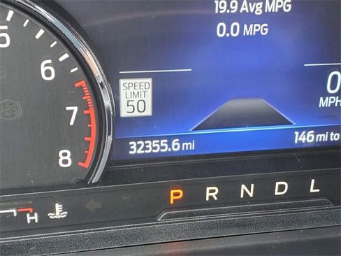 Used 2022 Ford Explorer XLT w/ Equipment Group 202A image 18