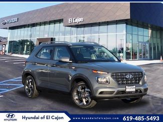 New 2025 Hyundai Venue SEL video 1