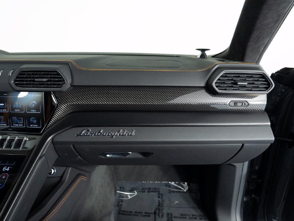 Used 2024 Lamborghini Urus S AWD/4WD image 40