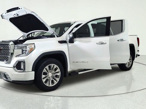 Used 2022 GMC Sierra 1500 Denali w/ Driver Alert Package II AWD/4WD image 10