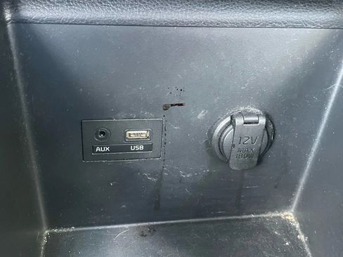 Used 2017 Kia Forte LX image 12