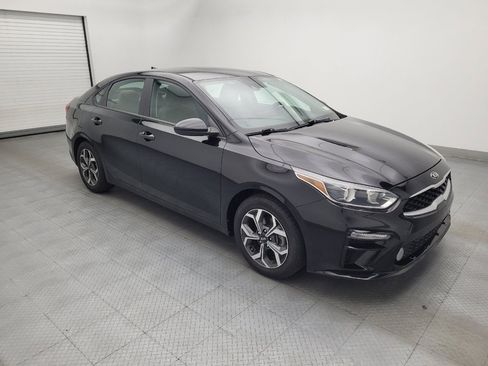 Used 2020 Kia Forte LXS FWD image 11