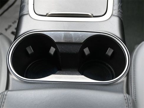 Used 2019 Lincoln Nautilus Reserve image 13