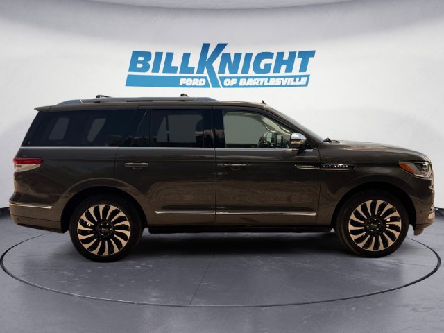 Used 2024 Lincoln Navigator Black Label AWD/4WD image 6