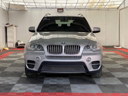 Used 2013 BMW X5 xDrive50i w/ Sport Activity Pkg AWD/4WD image 2