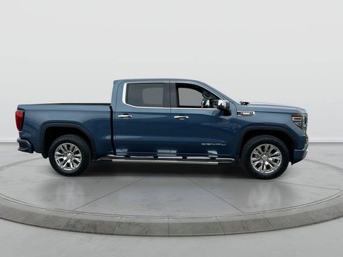Used 2026 GMC Sierra 1500 Denali w/ Technology Package AWD/4WD image 9