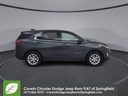 Used 2020 Chevrolet Equinox LT FWD image 17
