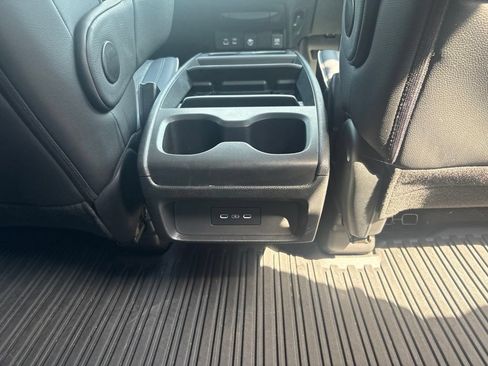 Used 2025 Honda Odyssey Elite image 37