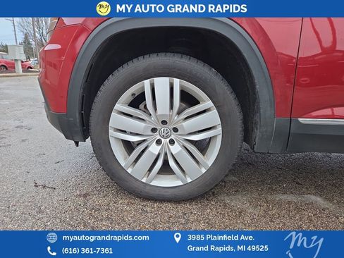 Used 2019 Volkswagen Atlas SEL Premium image 39