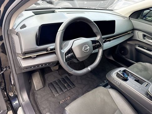 Used 2023 Nissan Ariya FWD image 10
