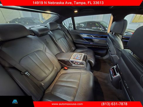 Used 2019 BMW 740i w/ Executive Package RWD image 40