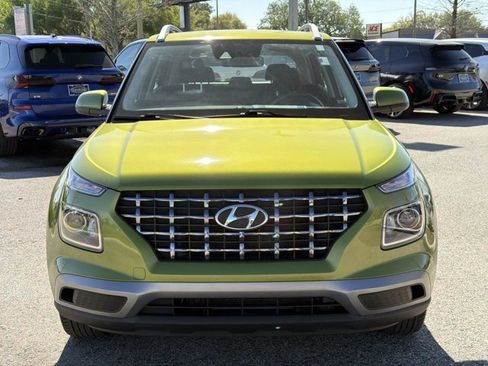 Used 2022 Hyundai Venue SEL image 8