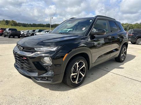 Used 2023 Chevrolet TrailBlazer RS w/ Convenience Package image 8