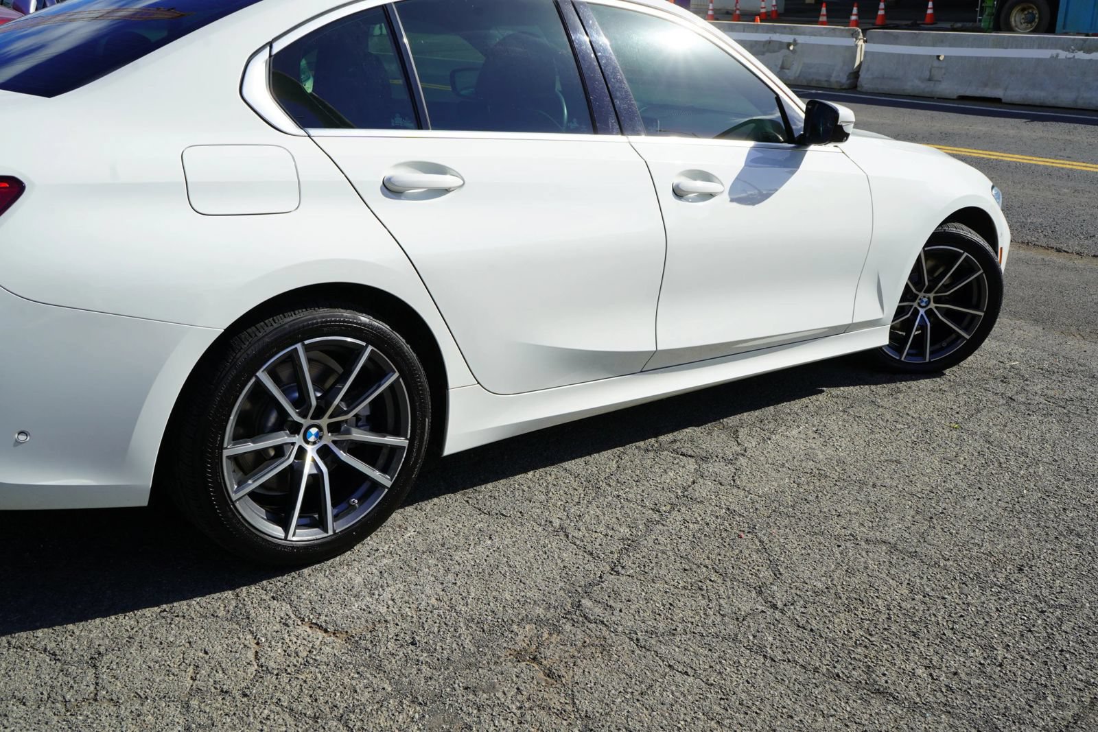 Used 2020 BMW 330i Sedan w/ Convenience Package RWD image 7