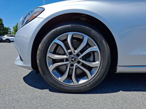 Used 2017 Mercedes-Benz C 300 4MATIC Sedan image 9