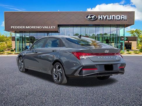Certified 2024 Hyundai Elantra SEL w/ Convenience Package image 6