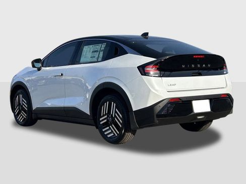 New 2026 Nissan Leaf SV+ w/ Illuminated Package image 2