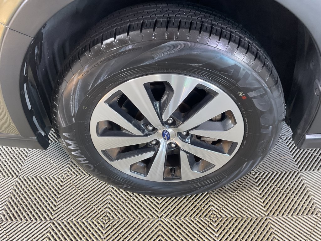 Used 2022 Subaru Outback Premium AWD/4WD image 5