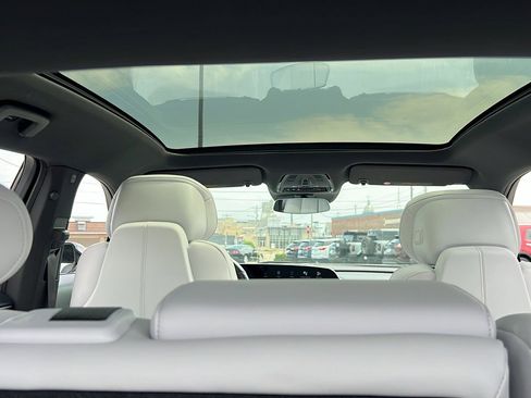 Used 2024 Cadillac Lyriq Sport image 28