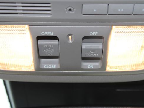 Used 2020 Honda CR-V EX-L image 11