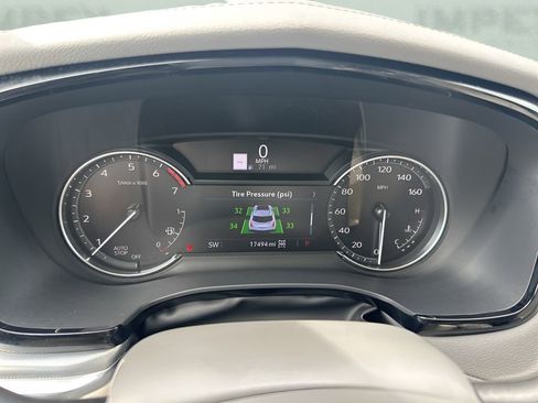 Used 2024 Cadillac XT5 Premium Luxury w/ LPO, Floor Liner Package image 25