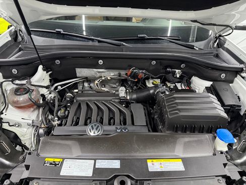 Used 2021 Volkswagen Atlas Cross Sport SEL image 25