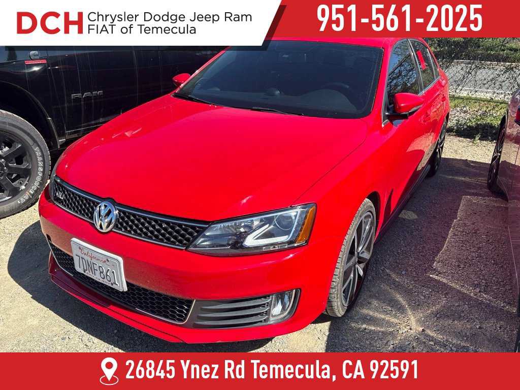 Used 2013 Volkswagen Jetta GLI Autobahn FWD image 1
