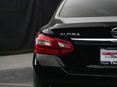 Used 2017 Nissan Altima 2.5 S w/ Power Driver Seat Package image 14