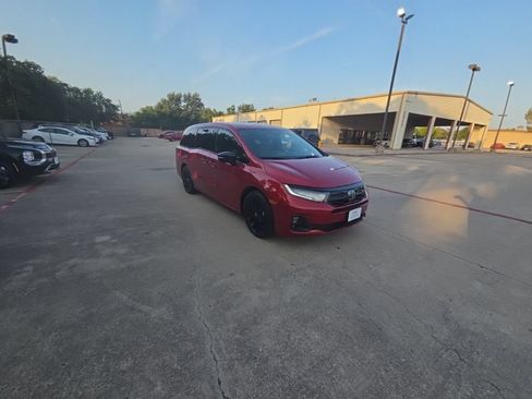 Used 2025 Honda Odyssey Sport-L image 6