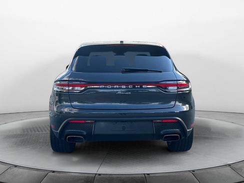 Used 2022 Porsche Macan AWD/4WD image 6